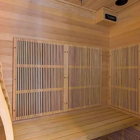 La Maison Dans Les Bois Alojamento de Acomodação e Pequeno-almoço 3*